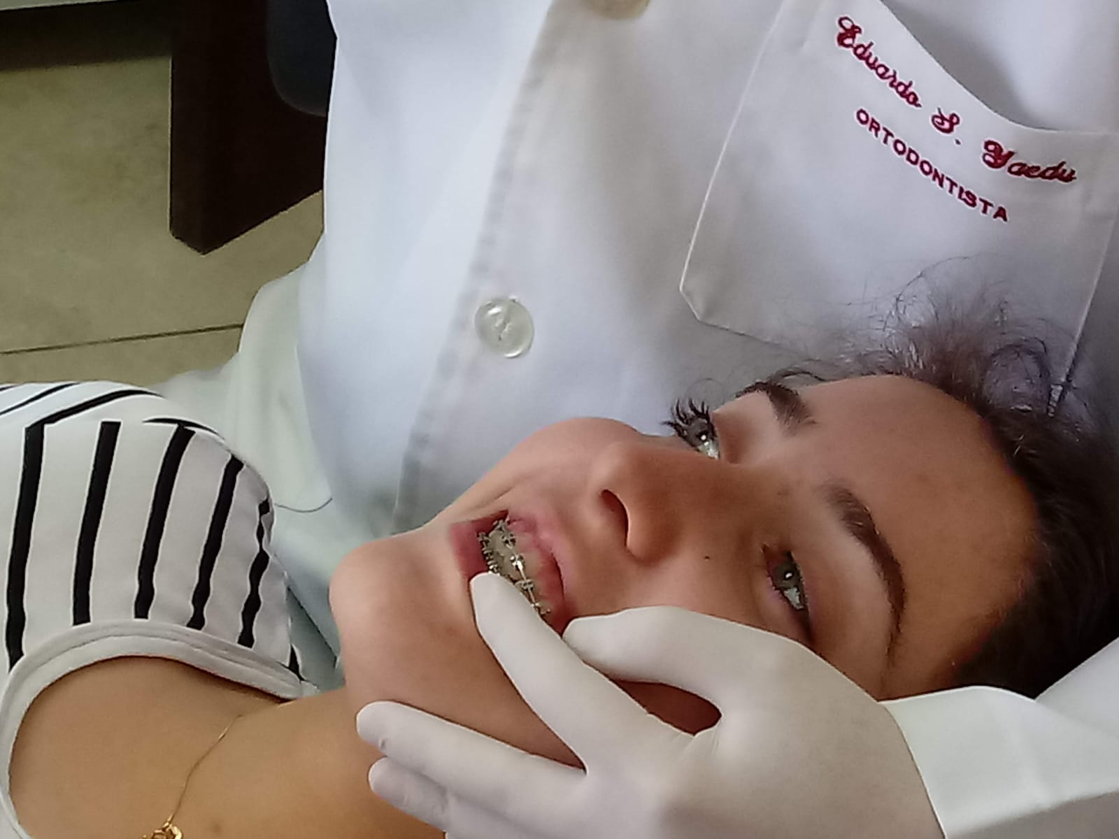 Ortodontia — tratamento com aparelho ortodôntico